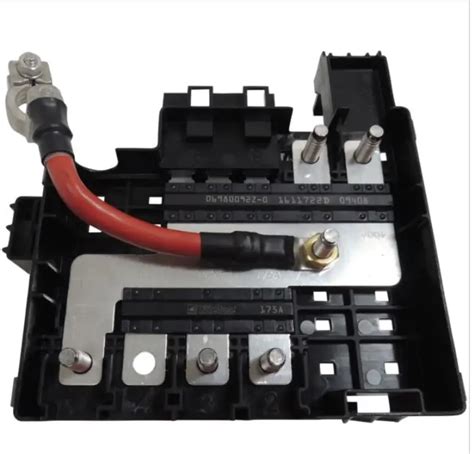 2018 silverado power distribution box|Battery Distribution Engine Compartment Fuse Block .